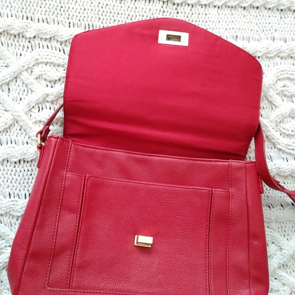 Red Purse (forever21) - Picture 6 of 8